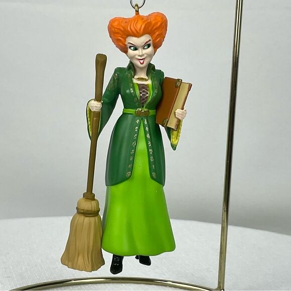 Disney Hocus Pocus Winifred Sanderson Ornament Hallmark Keepsake NEW Halloween - Picture 5 of 6